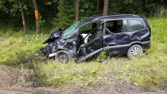 Kraupi avarija Vilkaviškio rajone: sunkiai sužeisti 3 žmonės