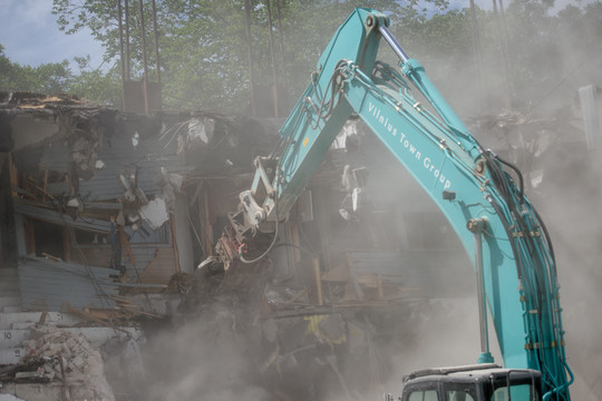 Buvusios sovietinės raketų bazės kareivinių pastatus nuspręsta nugriauti