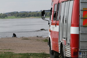 Alytaus rajone ugniagesiai iš tvenkinio ištraukė nuskendusio vyro kūną