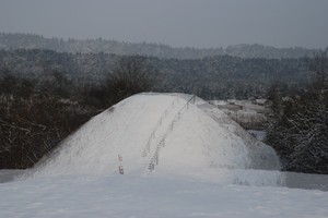 Bičių korių rėmai – legendoms apie įamžintus Lietuvos piliakalnius