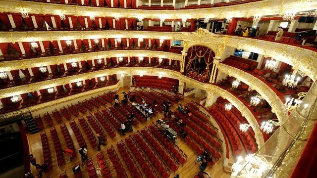 Maskvos Didysis teatras atšaukė laukiamiausią premjerą – galėjo patirti politinį spaudimą