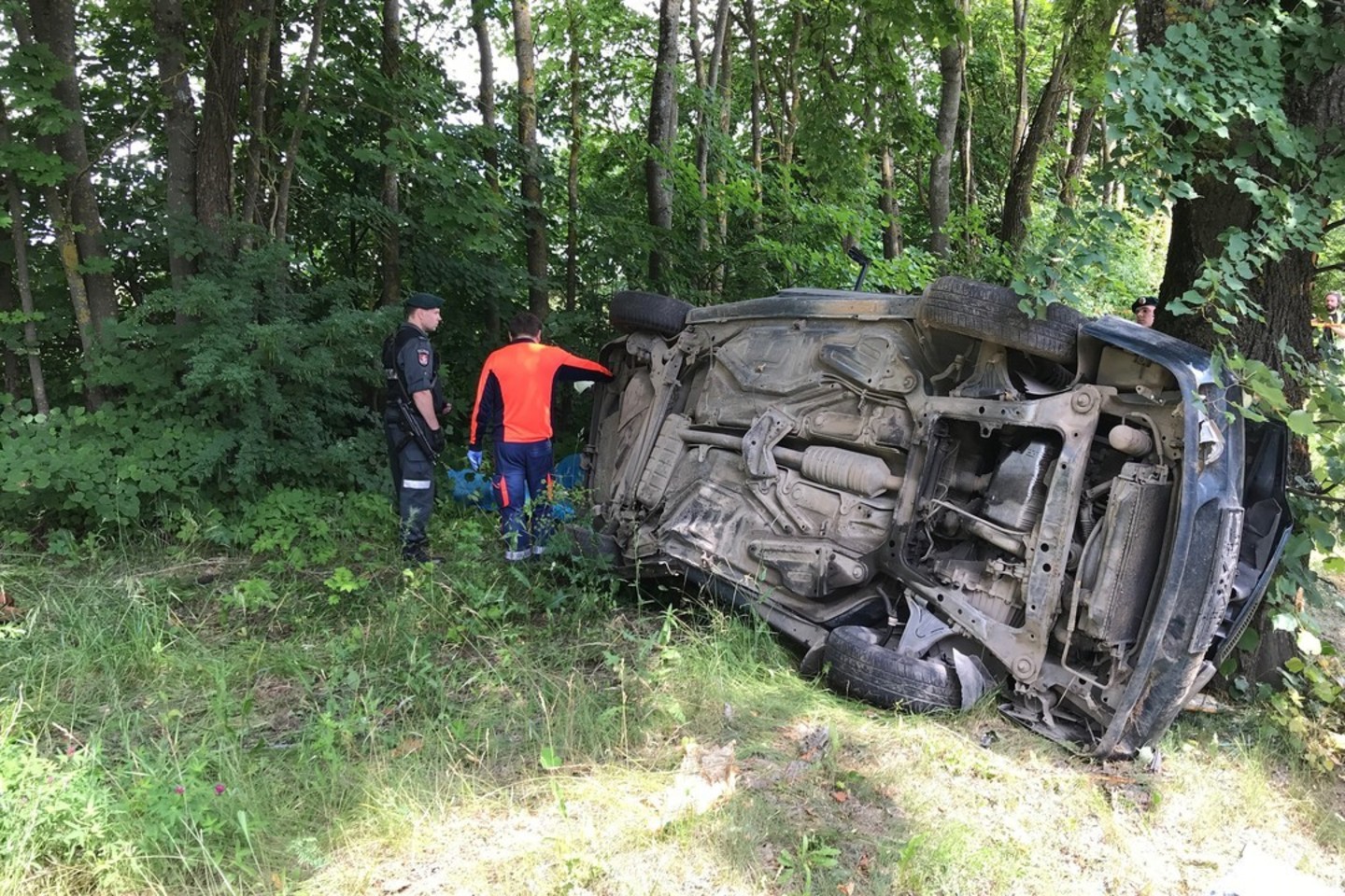 Savaitgalio avarijose žuvo 3 žmonės, dar 36 žmonės buvo sužaloti.