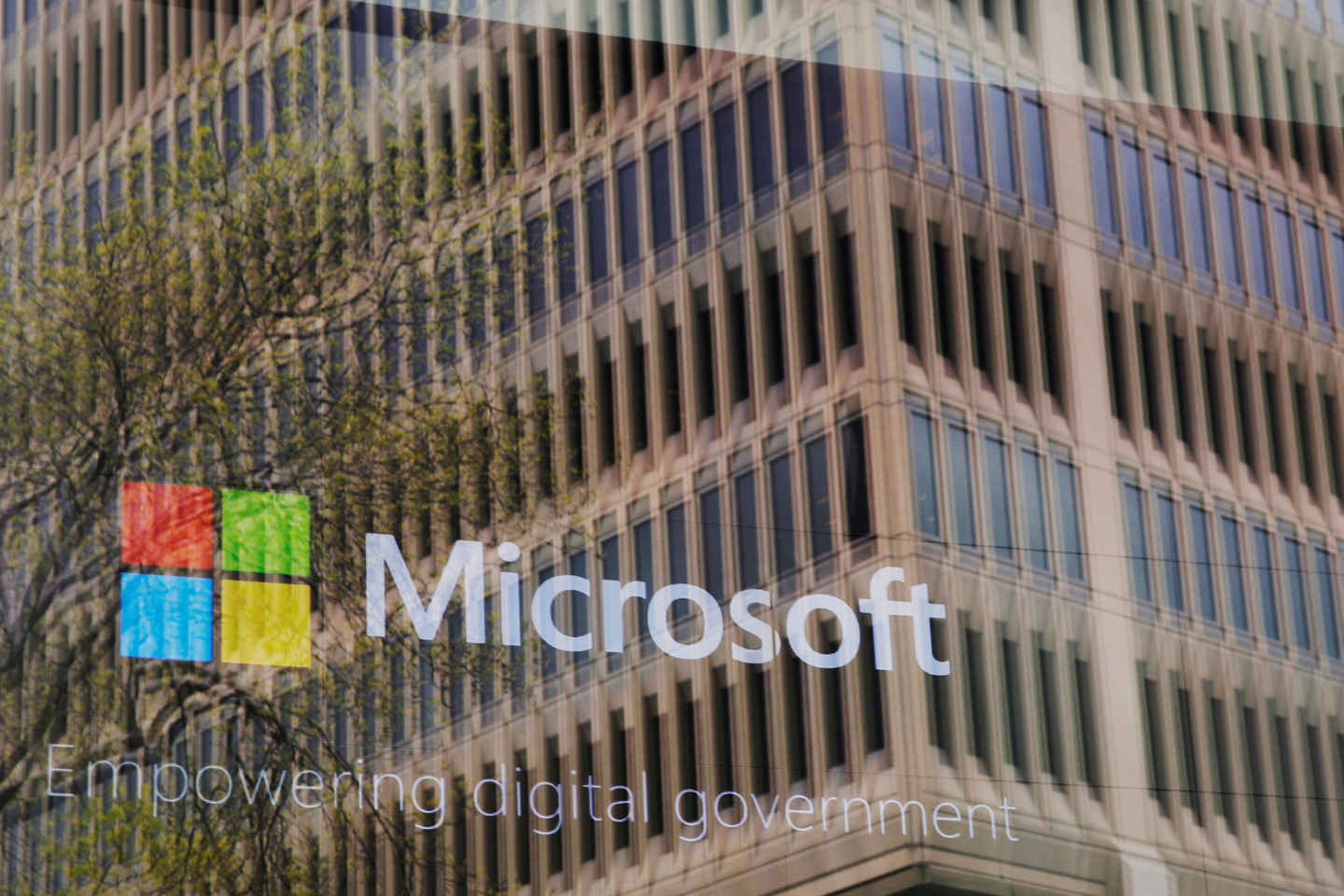 „Microsofte“ dirba didžiulė pardavėjų armija – apie 50 tūkst. žmonių.<br> Reuters/Scanpix nuotr.