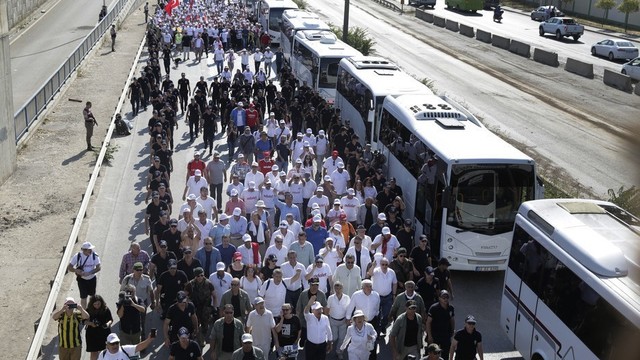 Turkai protestavo prieš prezidento režimą 
