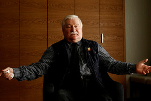 Lechas Walesa dėl pašlijusios sveikatos nedalyvavo proteste prieš vyriausybę
