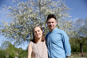 Džiugesio kupini metai: atlikėjus Jurgį ir Akmėją Brūzgas antrą kartą aplankė gandrai 