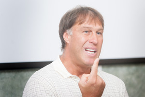 Šarūnas Marčiulionis iš Amerikos pasiuntė žinią, koks likimas laukia jo krepšinio akademijos