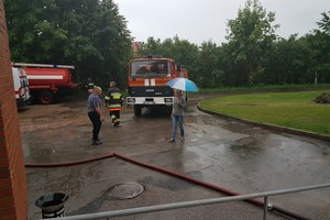 Liūtis smogė Širvintoms: dalis miestelio liko be elektros, svarstoma evakuoti ligoninę