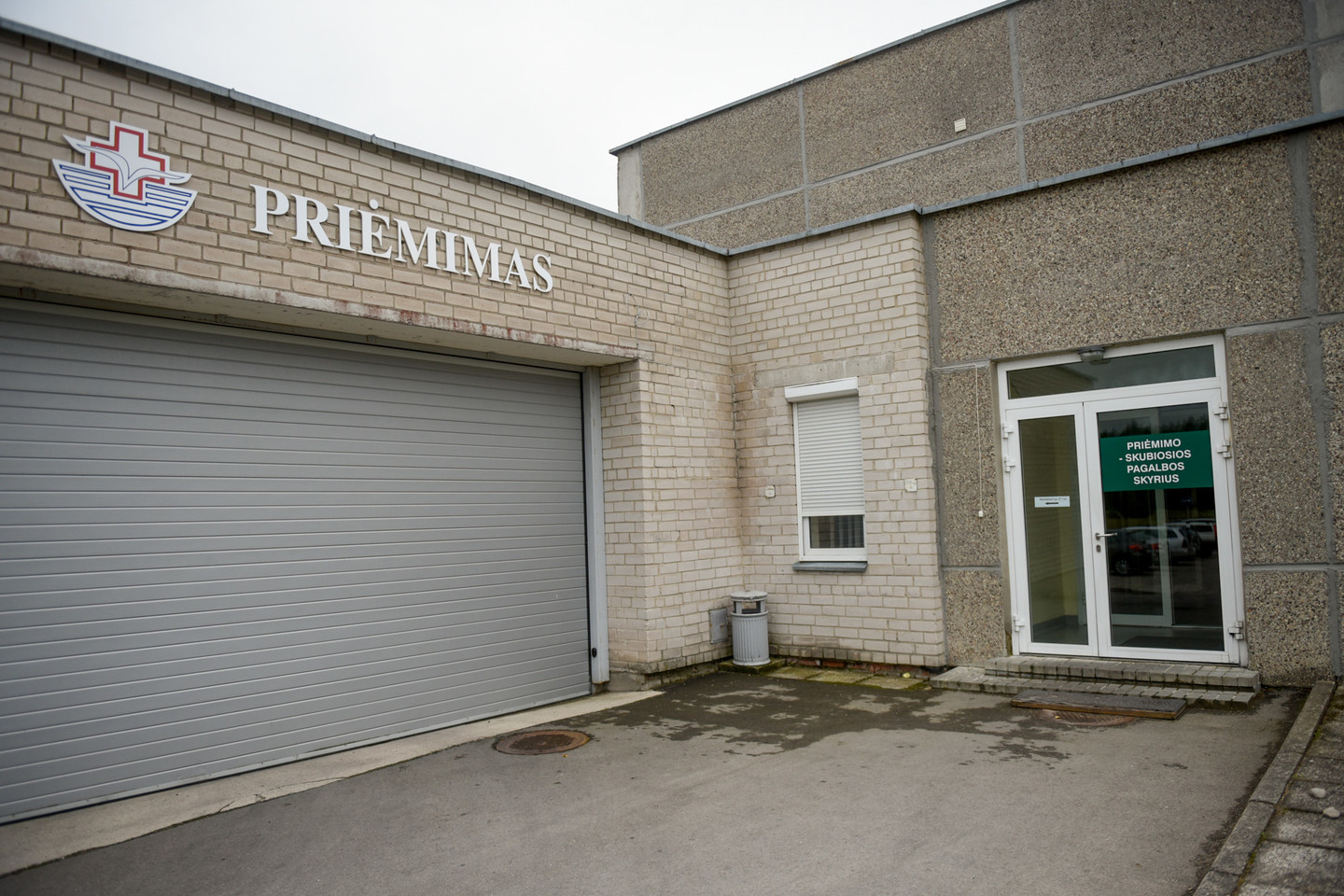 Kol lietuviai ir užsienio turistai skuba mėgautis atostogomis prie Baltijos jūros, Palangos kurorto medikai pluša iš peties.<br> D.Umbraso nuotr.