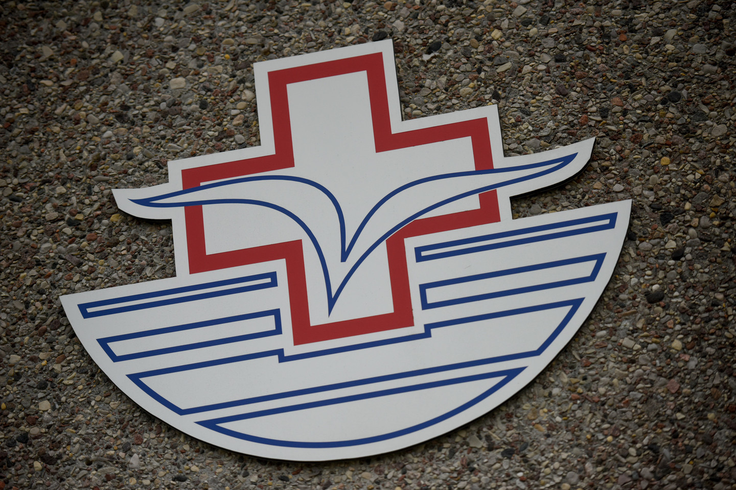 Kol lietuviai ir užsienio turistai skuba mėgautis atostogomis prie Baltijos jūros, Palangos kurorto medikai pluša iš peties.<br> D.Umbraso nuotr.