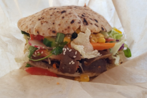 Visų išliaupsintuose kebabuose pasigedau mėsos