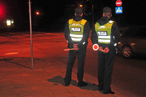 Girtas BMW vairuotojas jaudinosi ne dėl baudos ar ikiteisminio tyrimo – jį gąsdino žmonos rūstybė