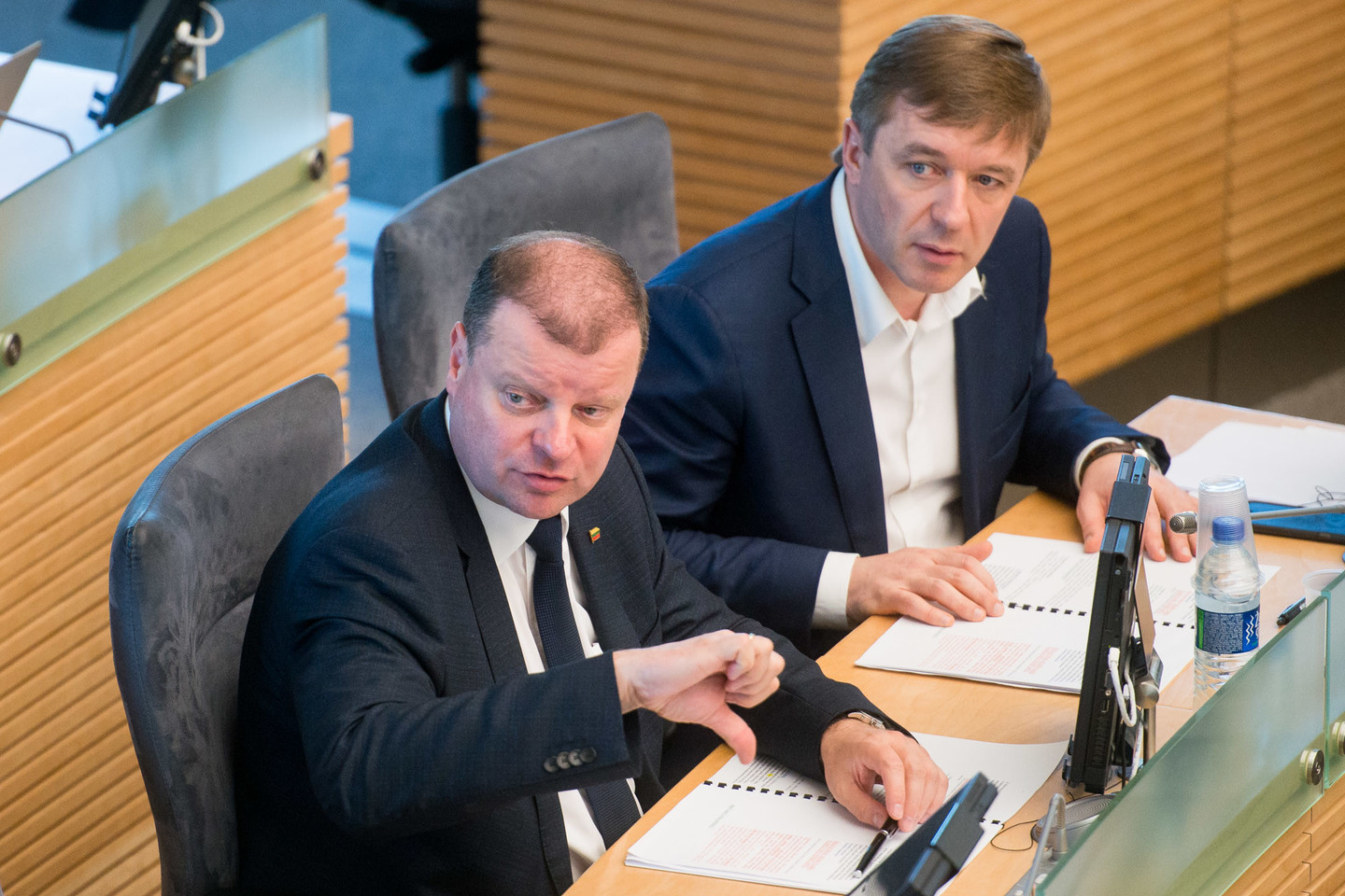 „Valstiečiams“ verta sunerimti - jų reitingai čiuožia žemyn.<br> J.Stacevičiaus nuotr.