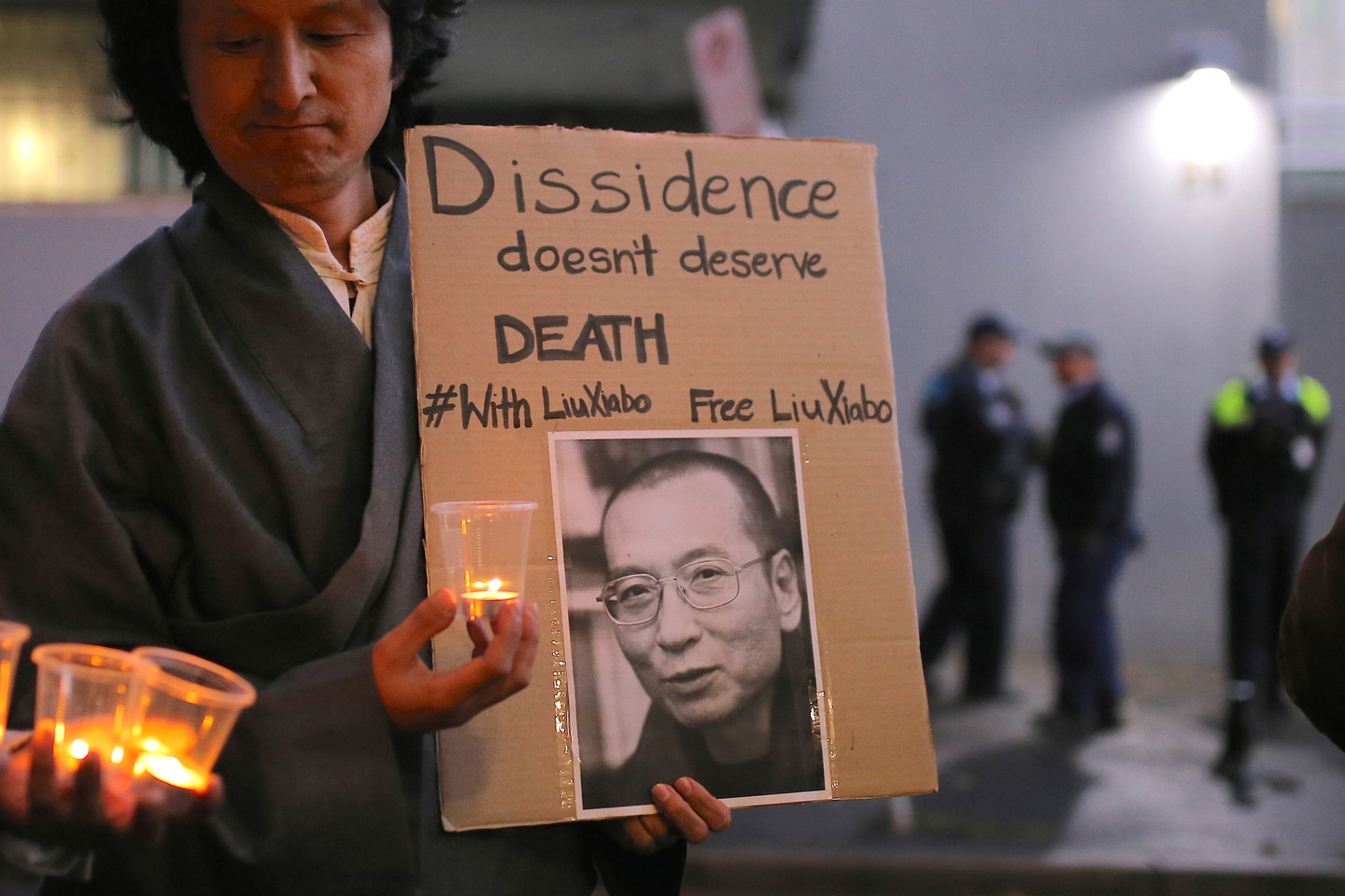 Liu Xiaobo sirgo kepenų vėžiu.<br>AP nuotr.