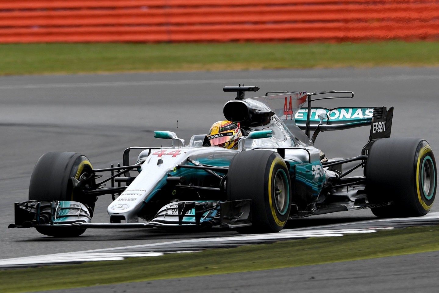 Didžiosios Britanijos „Grand Prix“ lenktynių akimirka.<br>AFP/Scanpix nuotr.