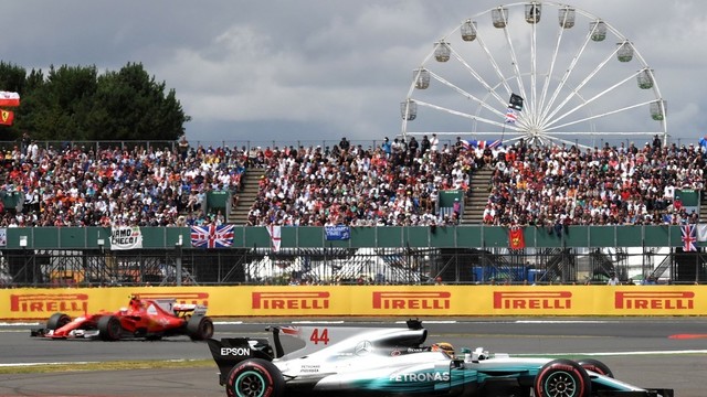 „Formulės 1“ lenktynės Didžiojoje Britanijoje klostėsi beprotiškai
