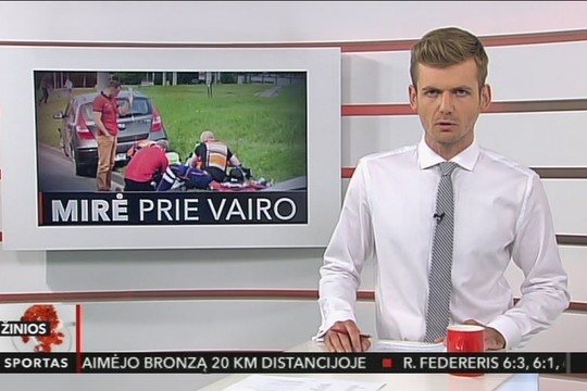 Vilniuje prie automobilio vairo mirė moteris