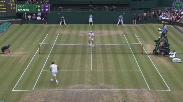 Nenuilstantis teniso genijus Rodžeris Federeris vėl laimėjo Vimbldono turnyrą