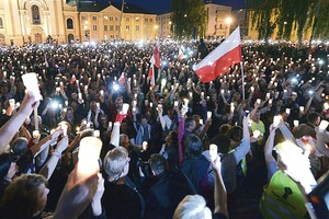 Minia gynė Lenkijos teismų nepriklausomybę: „Šalin diktatorių!“