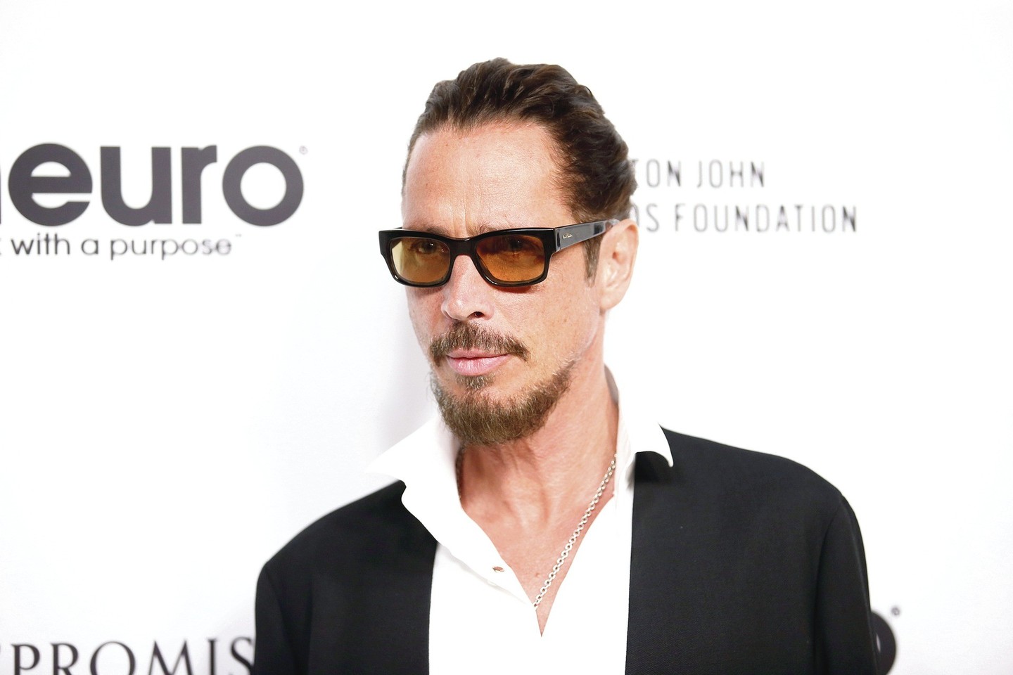  Dainininkas pasikorė tą dieną, kai jo geram bičiuliui, buvusiam garsios JAV roko grupės „Soundgarden“ vokalistui Chrisui Cornelliui būtų sukakę 53-eji.