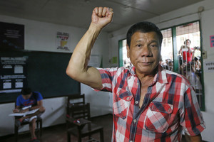 Filipinai iki metų pabaigos pratęsia karo padėtį Mindano regione