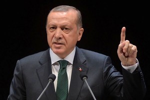 Turkijos lyderis mėgina padėti spręsti ginčą dėl Kataro