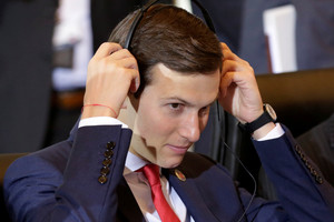 Jaredas Kushneris keturiskart bendravo su Rusijos pareigūnais
