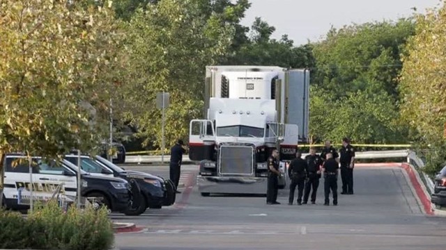 Teksase 9 migrantai vyrai nuo karščio mirė perpildytame sunkvežimyje