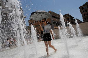 Sausrų džiovinama Italija jau priversta užsukti čiaupus