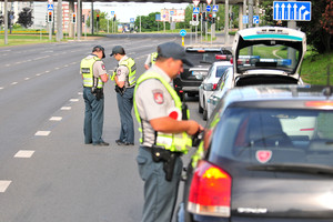 Daug ginčų sukėlęs Kelių eismo taisyklių pakeitimas grįžta