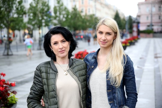 Garsi diktorė už dailią figūrą dėkinga savo dukrai