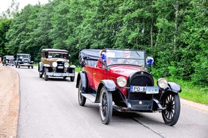 Pirmą rugpjūčio savaitgalį Biržuose pasirodys gausybė senovinių automobilių