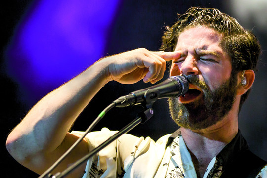 Lrytas.lt interviu: roko žvaigždžių „Foals" lyderio šėlsmo nestabdo ir lūžę kaulai