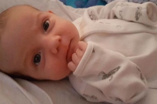 Atomazga sergančio kūdikio istorijoje: teismas leido mažyliui numirti ne ligoninėje