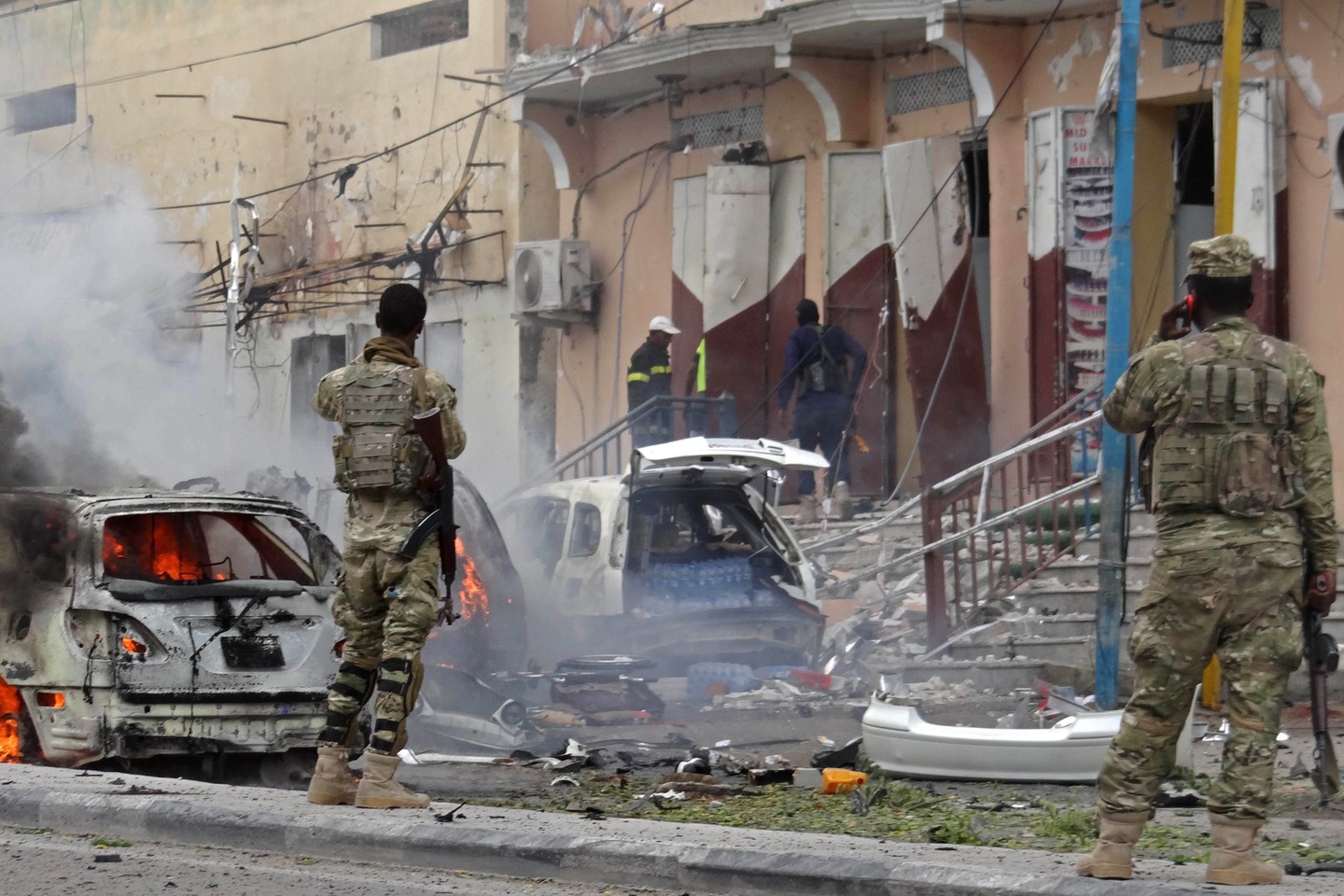  Mogadiše įvyko sprogimas.<br> AFP/„Scanpix“ nuotr.