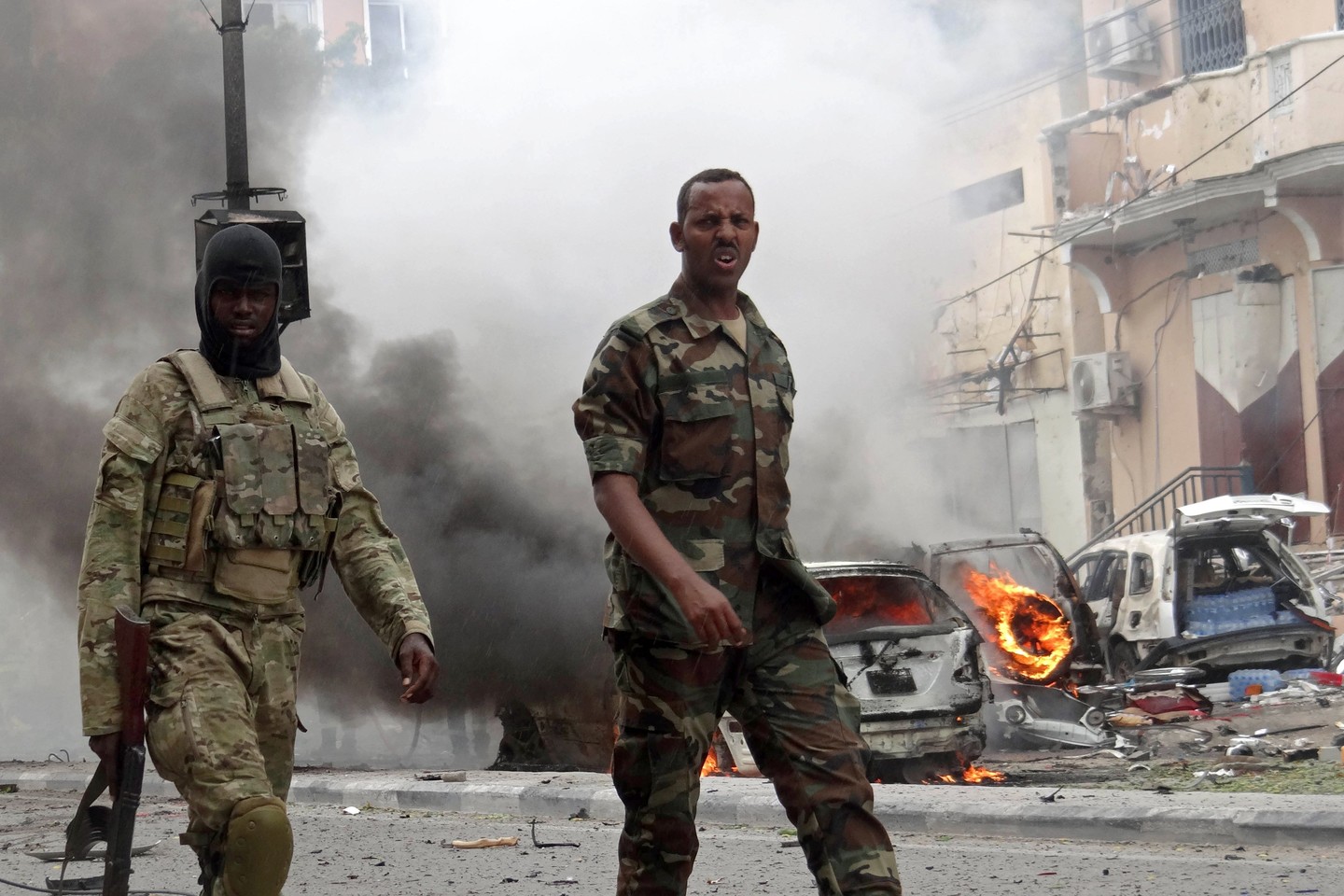  Mogadiše įvyko sprogimas.<br> AFP/„Scanpix“ nuotr.