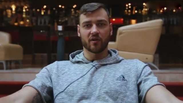 Donatas Motiejūnas lieja prakaitą Lietuvos krepšinio rinktinės treniruotėse