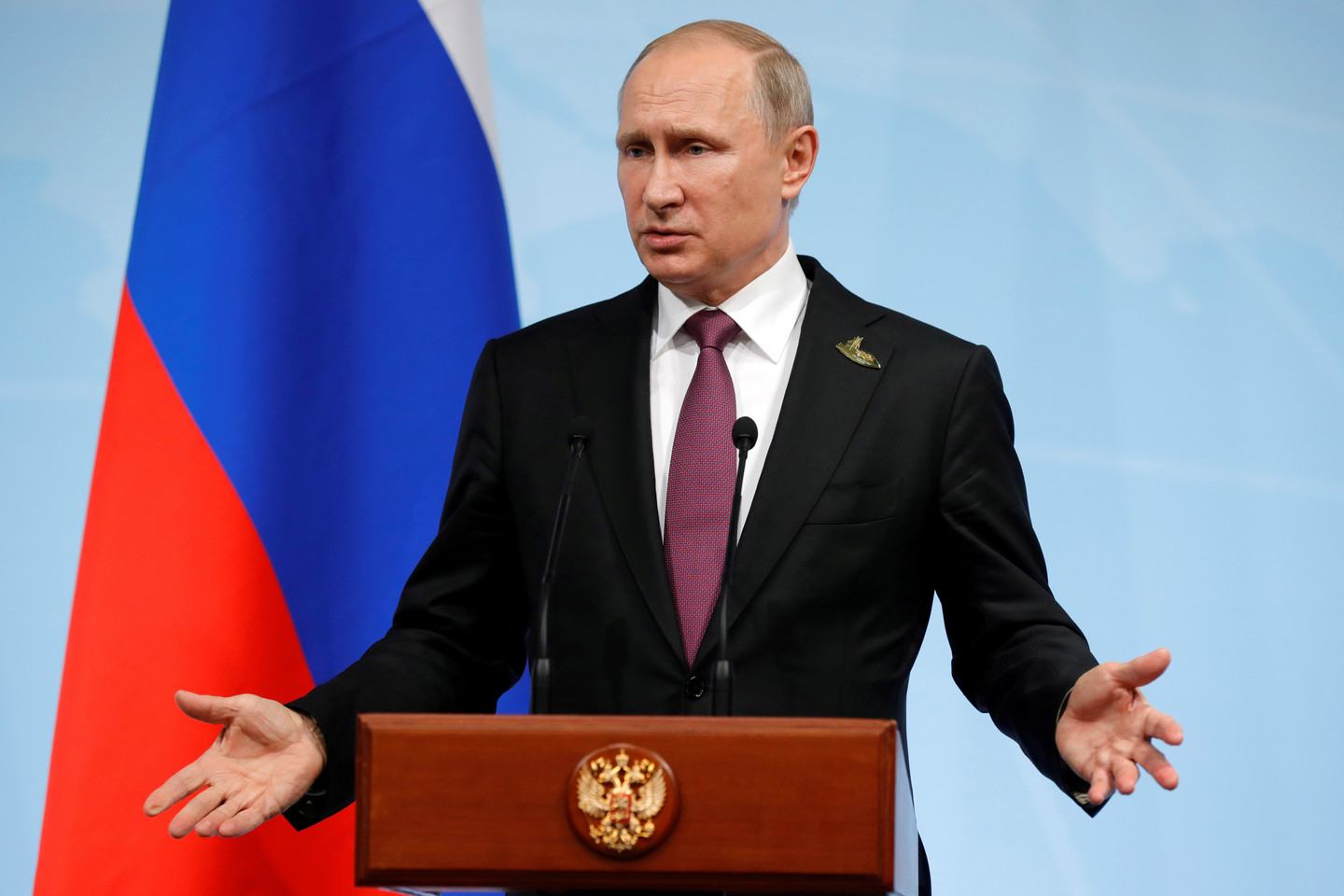 Rusijos prezidentas Vladimiras Putinas pasirašė įstatymą, kuris uždraudžia technologiją, leidžiančią  paslėpti savo tikrąjį IP adresą.<br>Scanpix/Reuters nuotr.