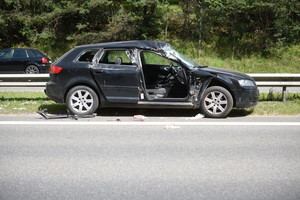 Pavojingiausi manevrai kelyje pagal vyrus ir moteris: ko vengti svarbiausia