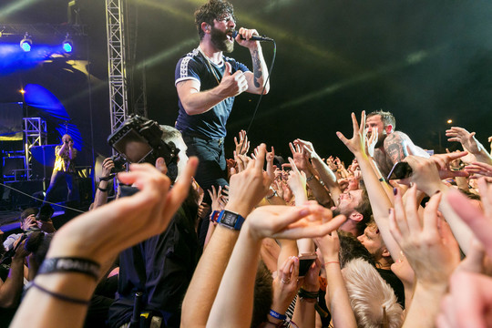 Siautulingas žymių britų „Foals“ koncertas Vilniuje nesulaukė žiūrovų antplūdžio