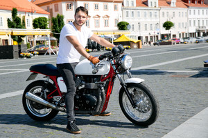 Dainininkas Vaidas Baumila patyrė traumą