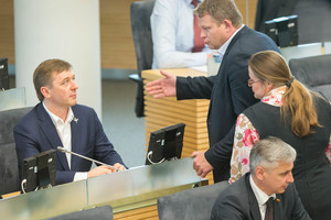 Socialdemokratų frakcijos narių dauguma – už likimą valdančiojoje koalicijoje