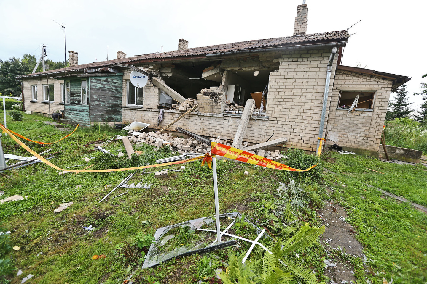 Dėl dujų nuotėkio įvykęs sprogimas nuniokojo daugiabutį.