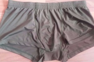 Pamačiusi karių apatinius net pradėjo juoktis: „Koks išminčius tai sugalvojo?“