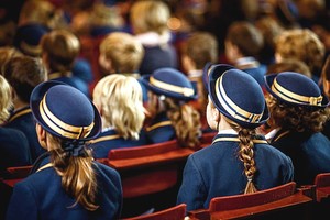 Prestižinė mokykla duris atveria tik oligarchų vaikams