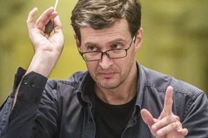Modestas Pitrėnas apie „Karmen“: „Autorius ją dedikavo savo mūzai – žmonai Majai Pliseckajai“