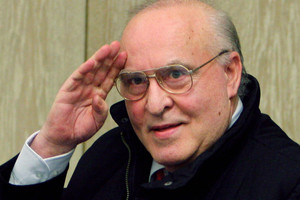 Žinomas Holokausto neigėjas Ernstas Zuendelis mirė Vokietijoje