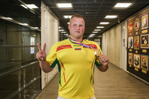 Įspūdingai sutiktas čempionas Andrius Gudžius: „Prieš išskrendant tyliai sau pasakiau – medalis“