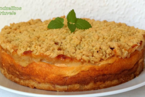 Paprastas varškės ir obuolių pyragas namuose paskleis dieviškus kvapus