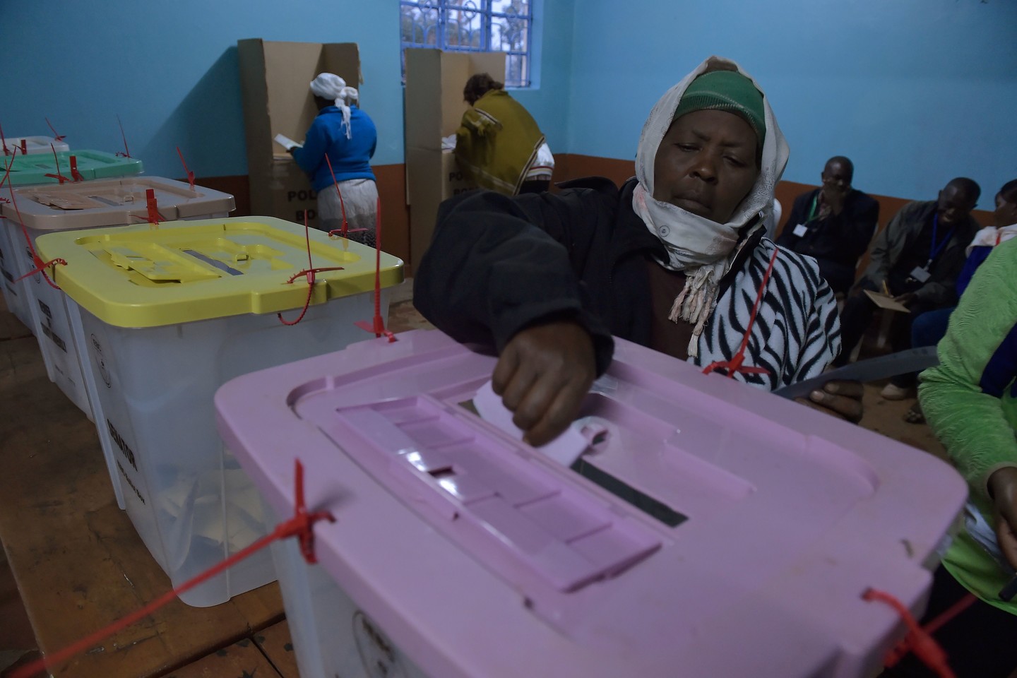  Bijoma, kad Kenijoje per rinkimus gali prasiveržti smurtas.<br> AFP/„Scanpix“ nuotr.
